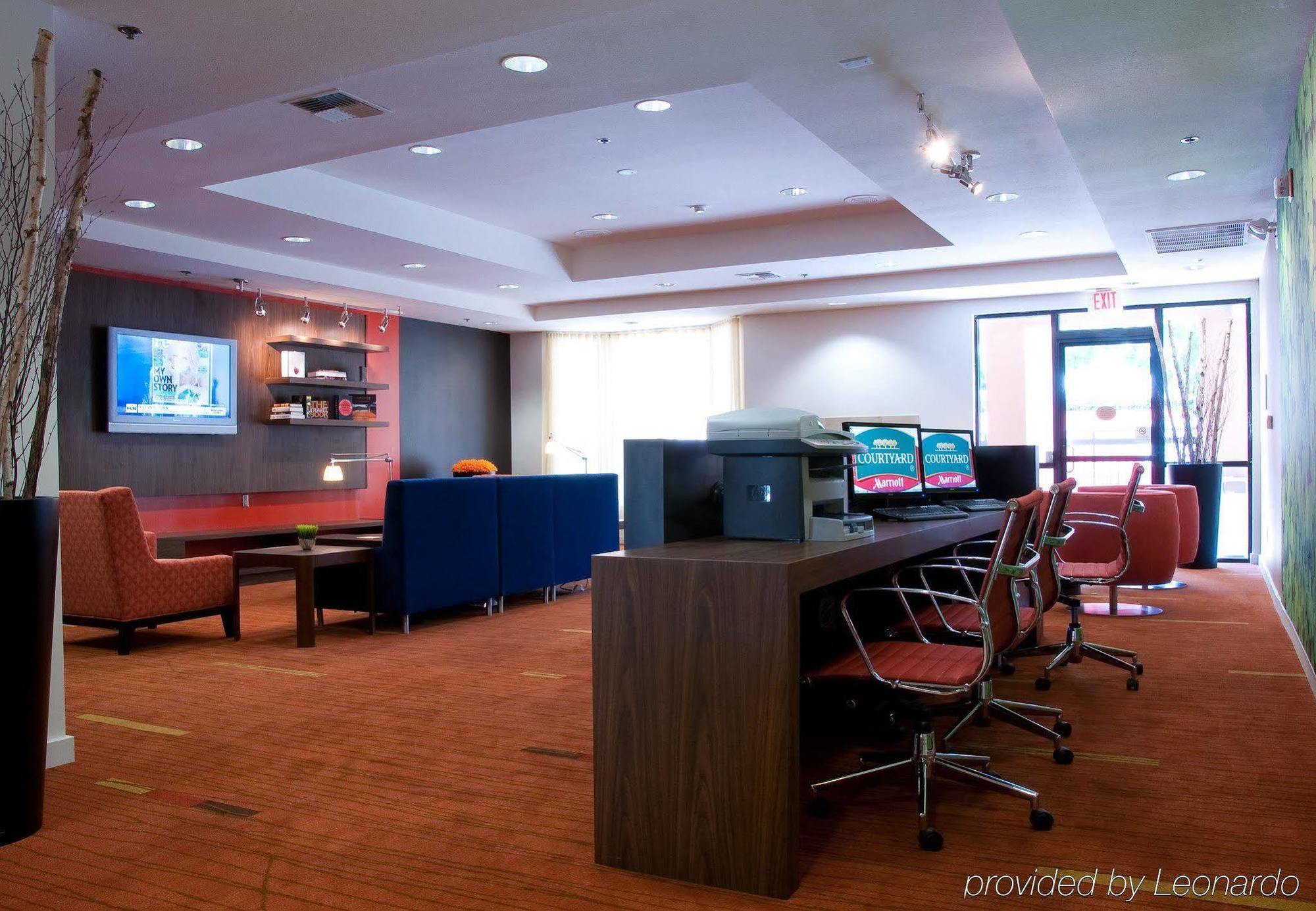 Courtyard By Marriott Stockton Exterior foto