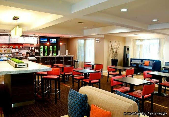 Courtyard By Marriott Stockton Exterior foto